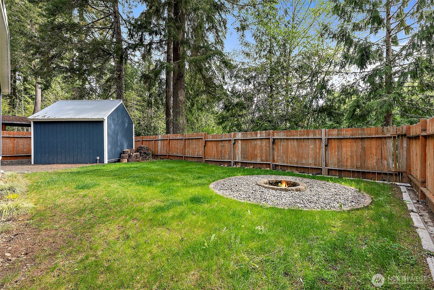 52 W Hamma Hamma Drive , Elma, WA 98541