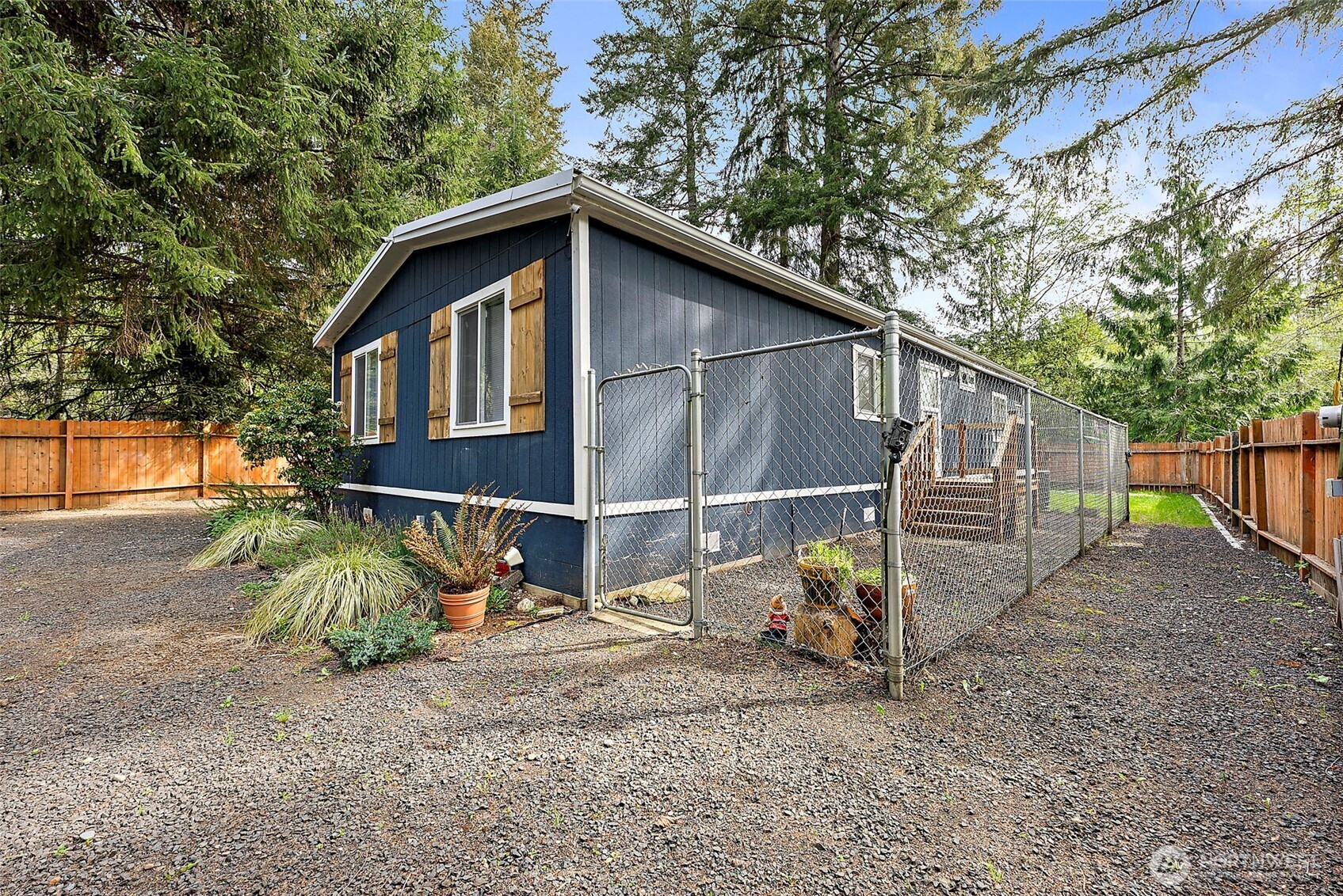 52 W Hamma Hamma Drive , Elma, WA 98541