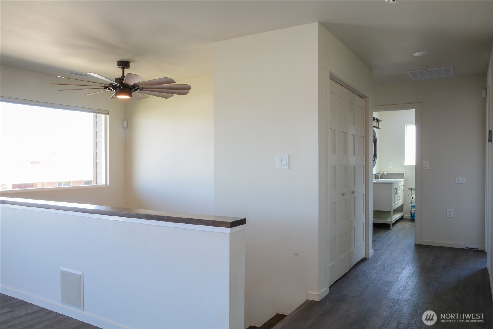 710 E 2nd Avenue , Odessa, WA 99159
