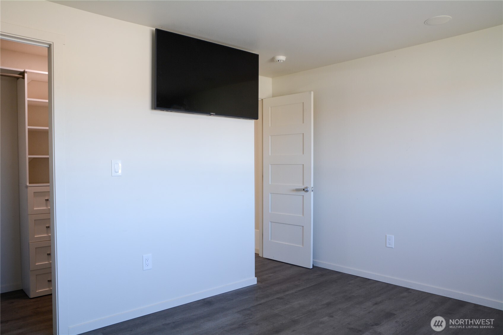 710 E 2nd Avenue , Odessa, WA 99159