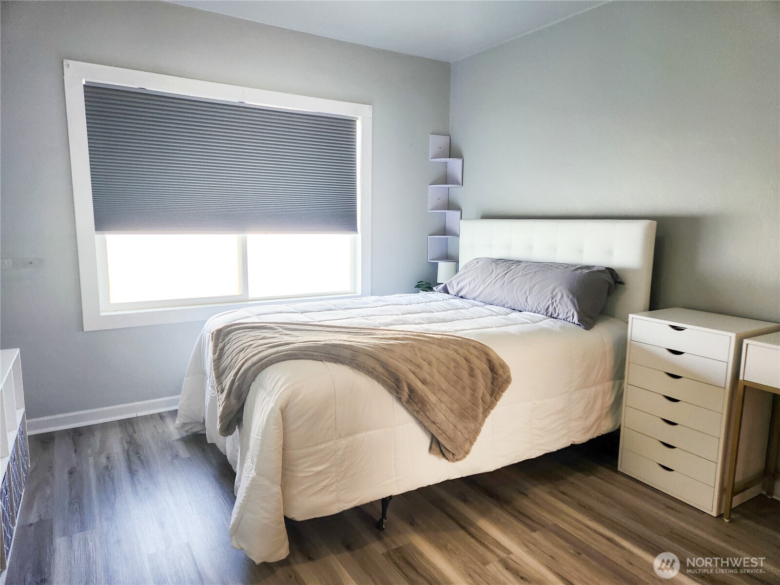112 E 5th Street , Lind, WA 99341