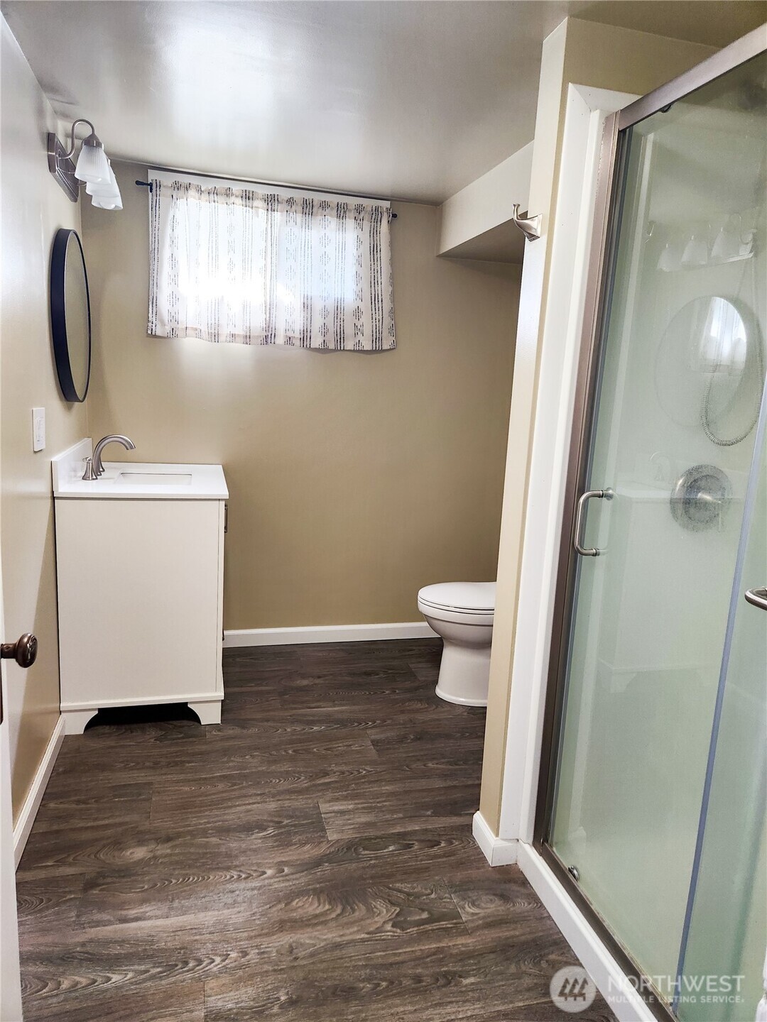 112 E 5th Street , Lind, WA 99341
