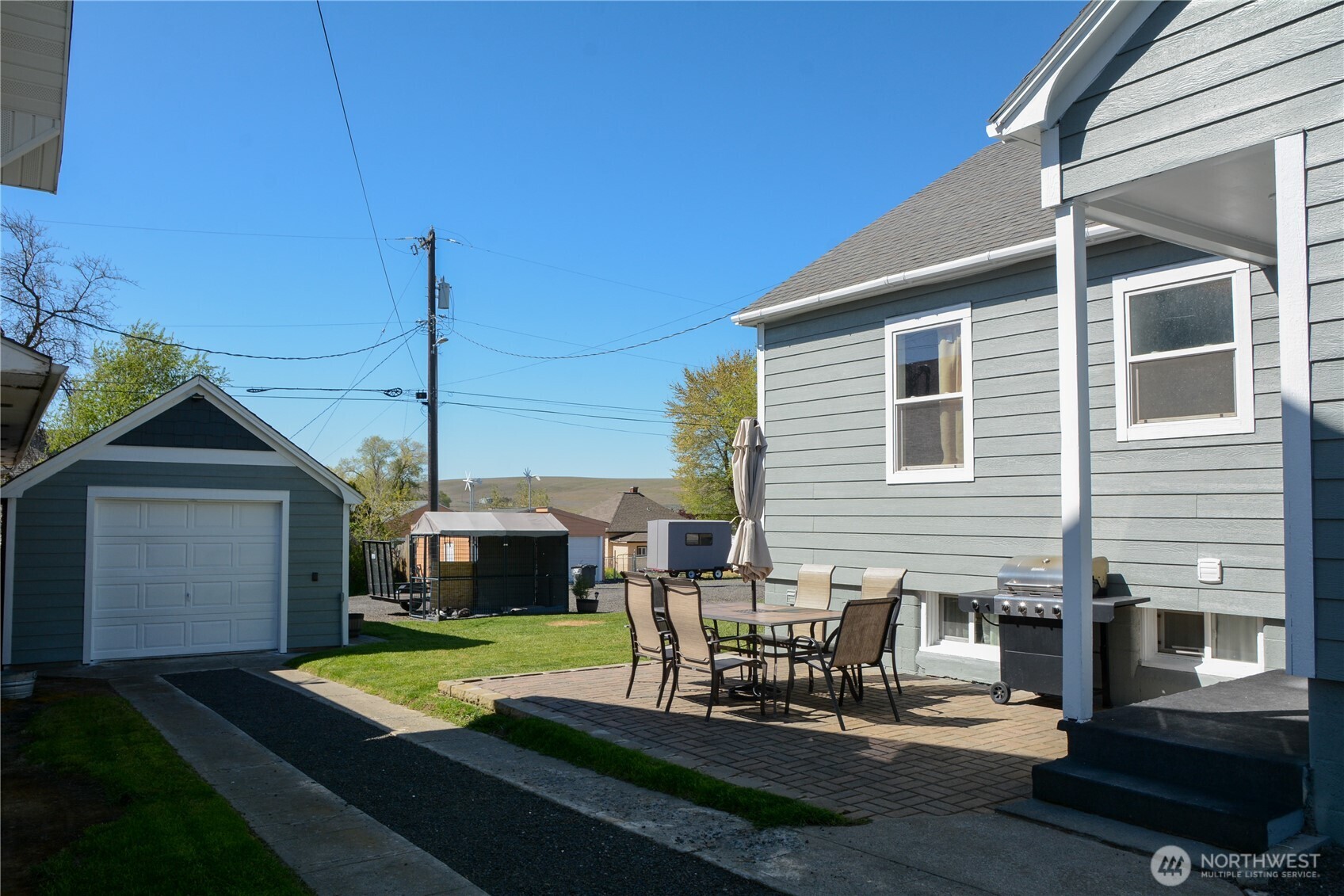 112 E 5th Street , Lind, WA 99341