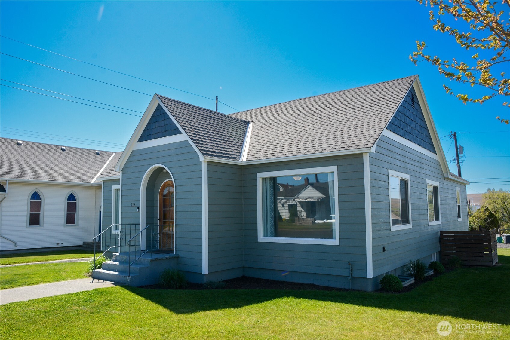 112 E 5th Street , Lind, WA 99341