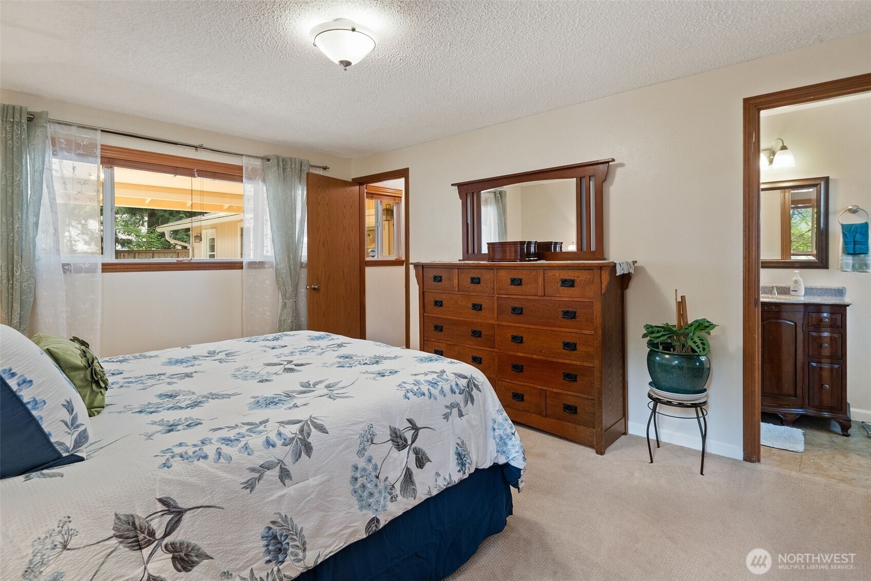 4930 Glendale Court SE, Olympia, WA 98501