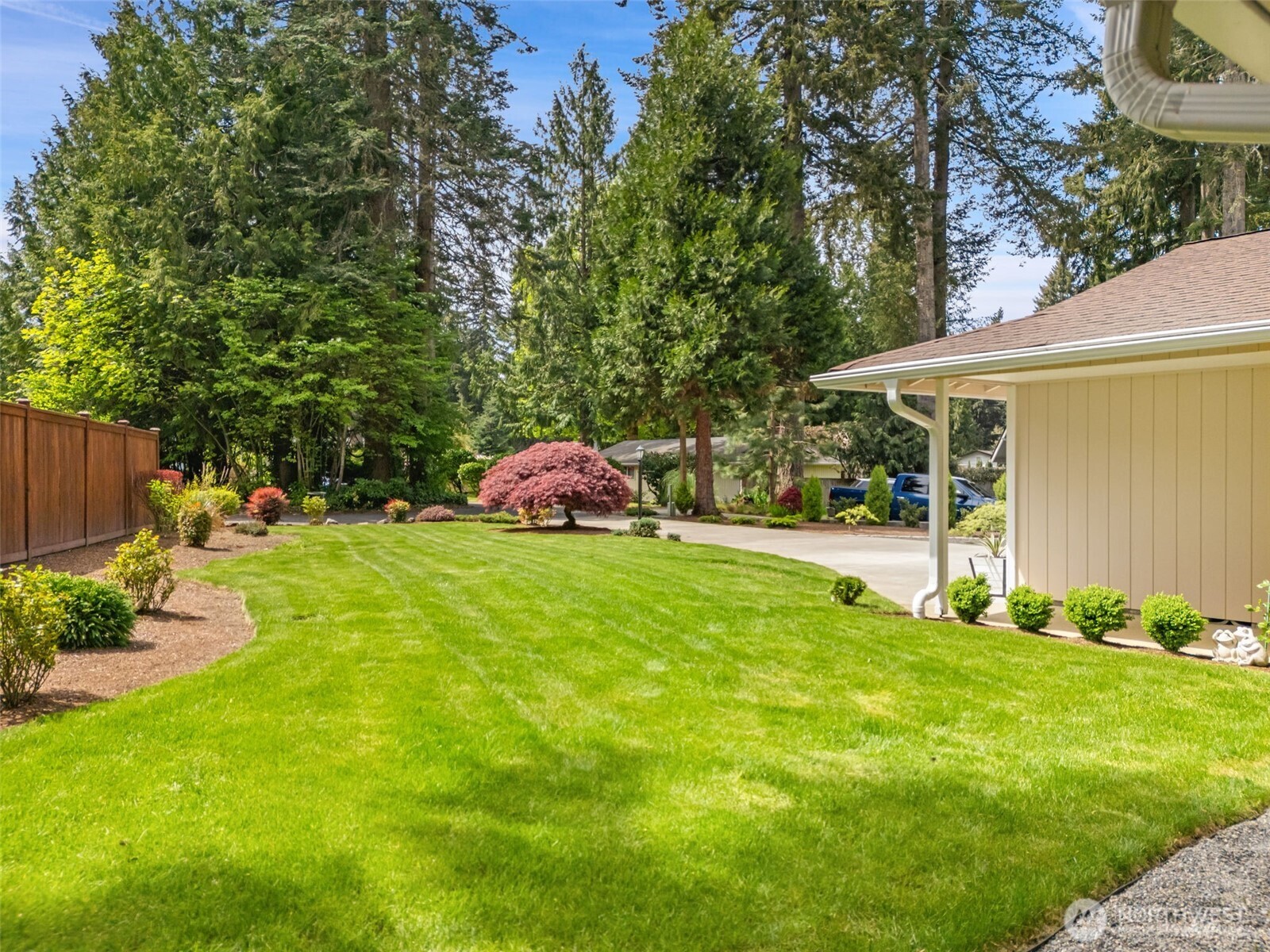 4930 Glendale Court SE, Olympia, WA 98501