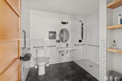 808 N 2nd Street , Tacoma, WA 98403 - Photo 14