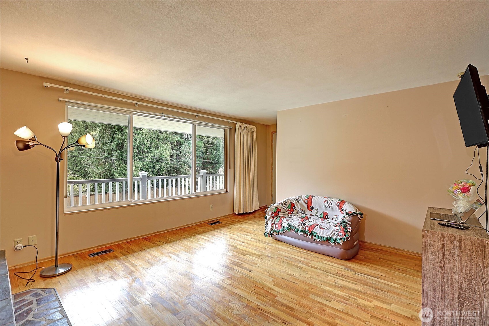 17810 Olympic View Drive , Edmonds, WA 98026