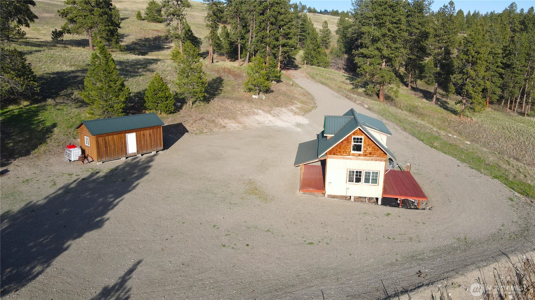 24 Greer Road , Oroville, WA 98859