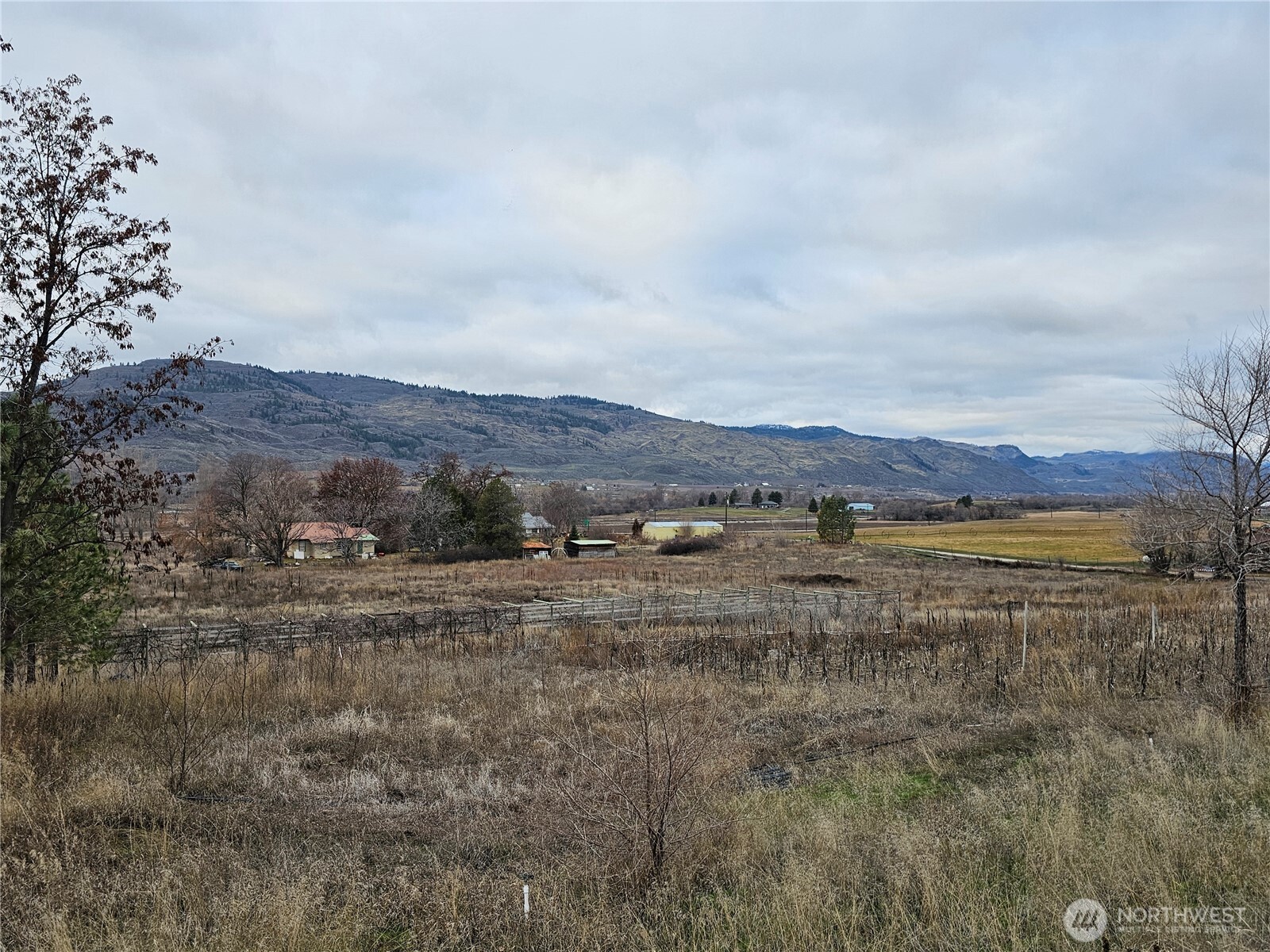 8 D Oneil Road , Oroville, WA 98844