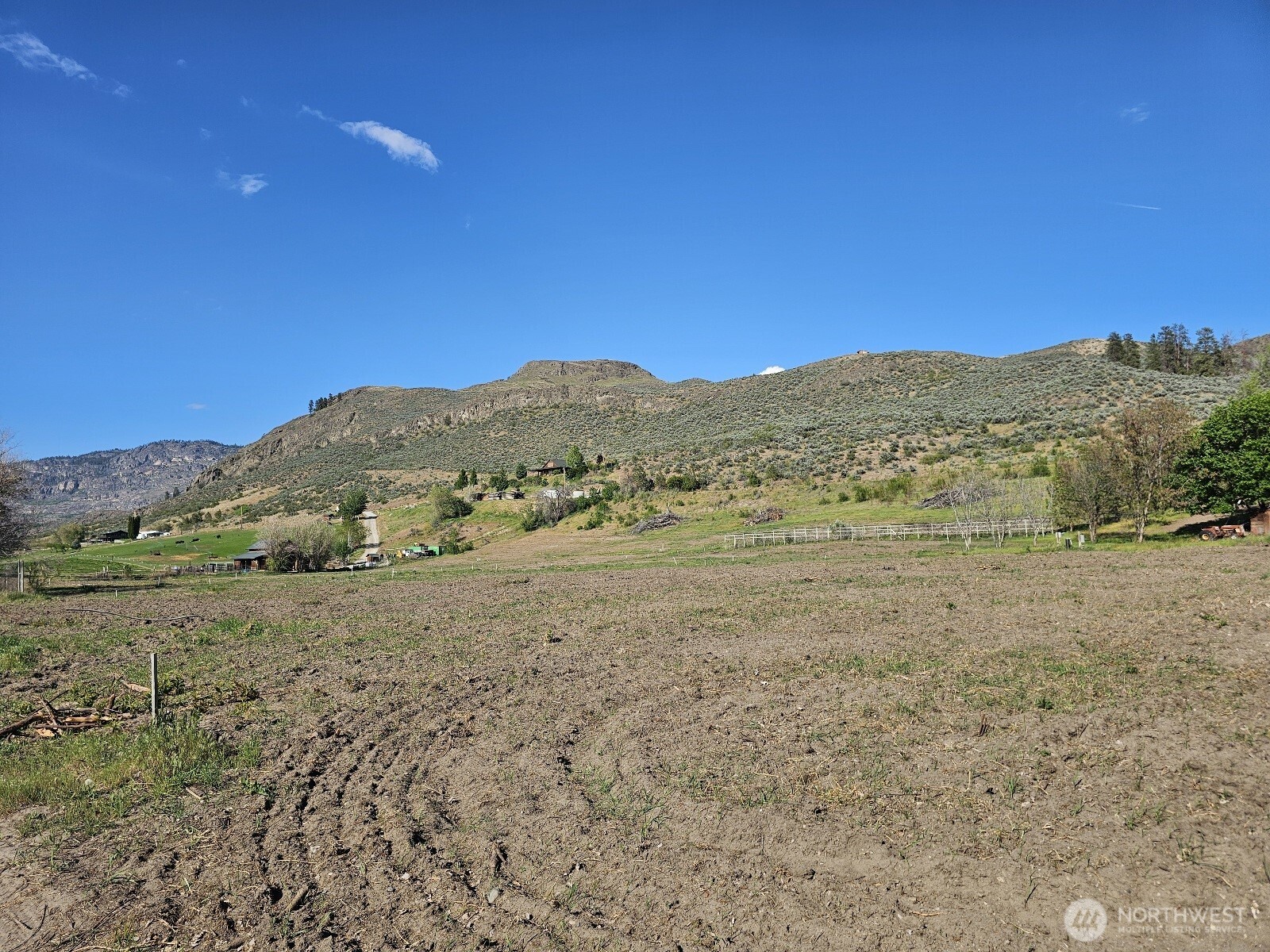8 D Oneil Road , Oroville, WA 98844