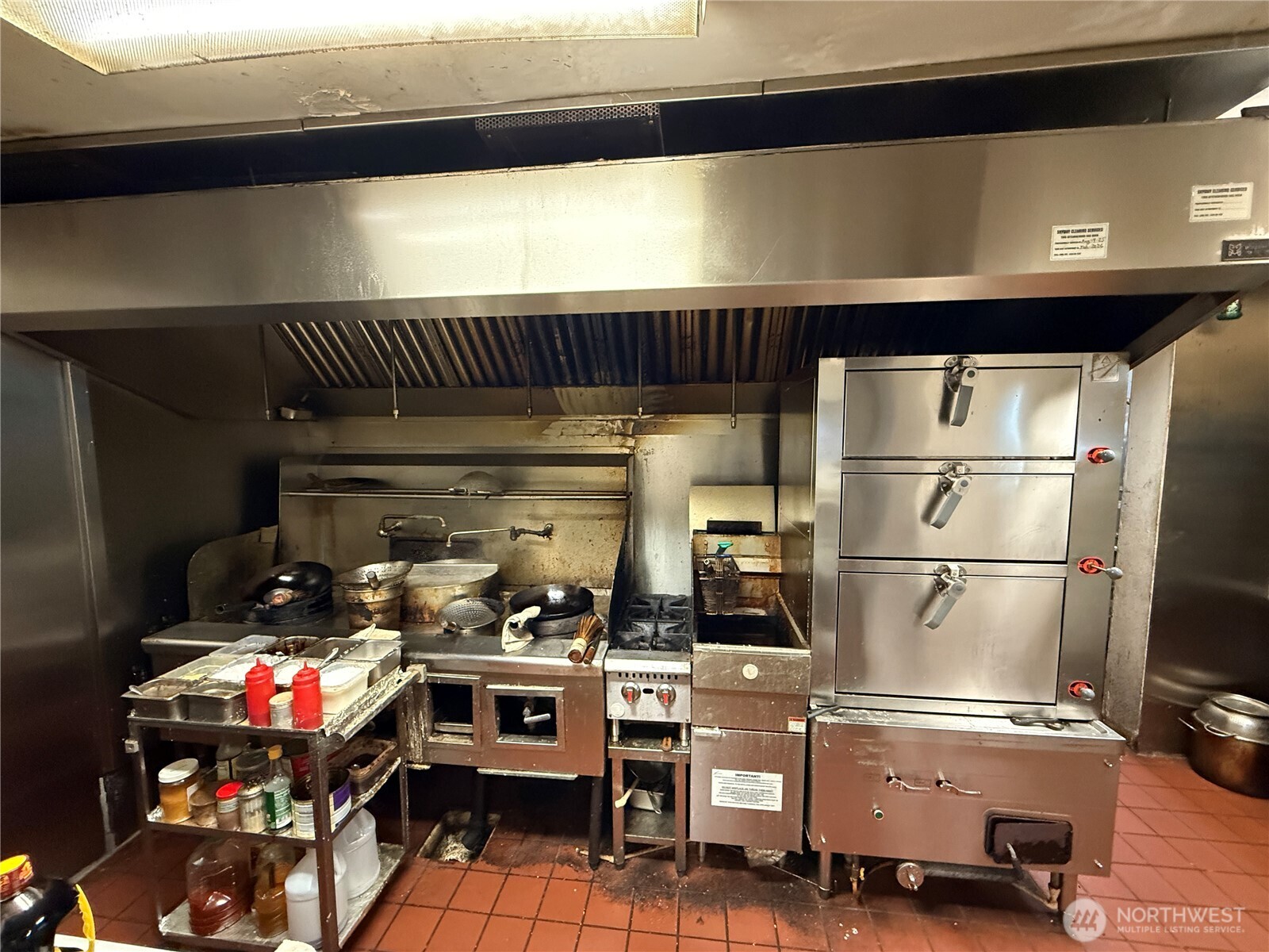 42526 BZ Undisclosed , Kent, WA 98032