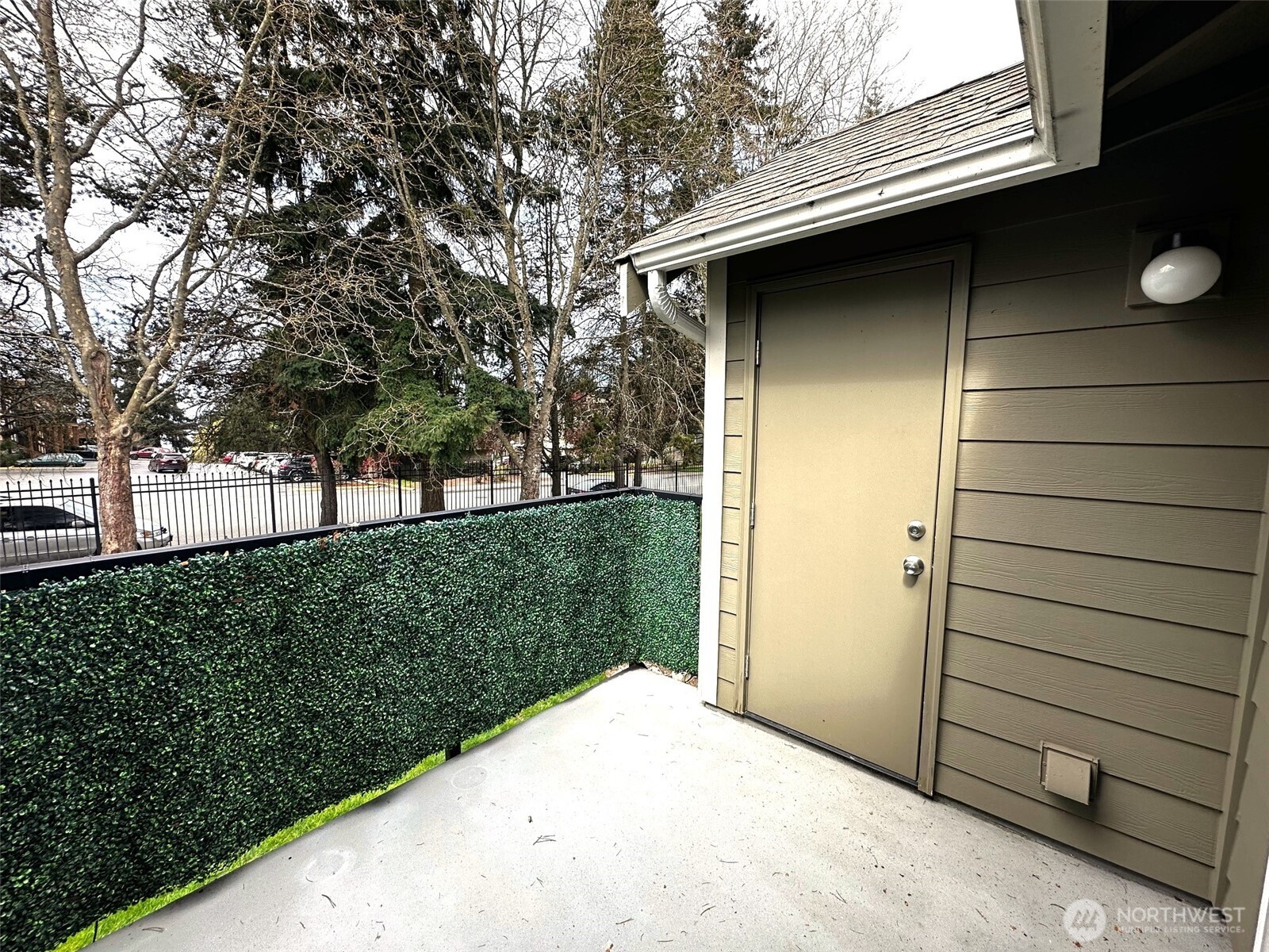1808 S 284th Lane #E203, Federal Way, WA 98003