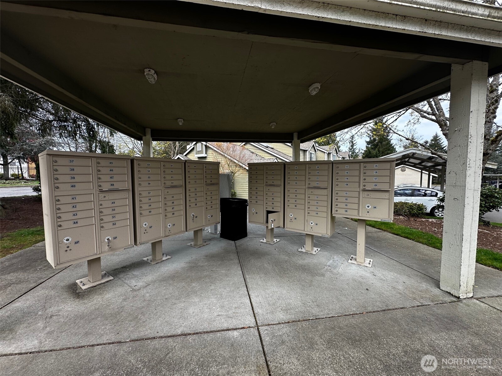1808 S 284th Lane #E203, Federal Way, WA 98003