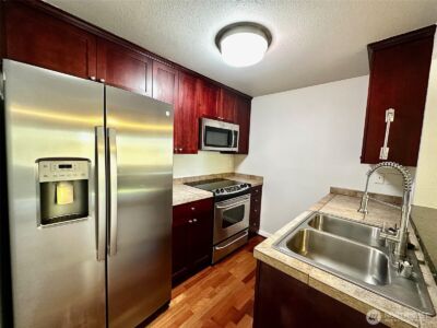 1808 S 284th Lane #E203, Federal Way, WA 98003 - Photo 5