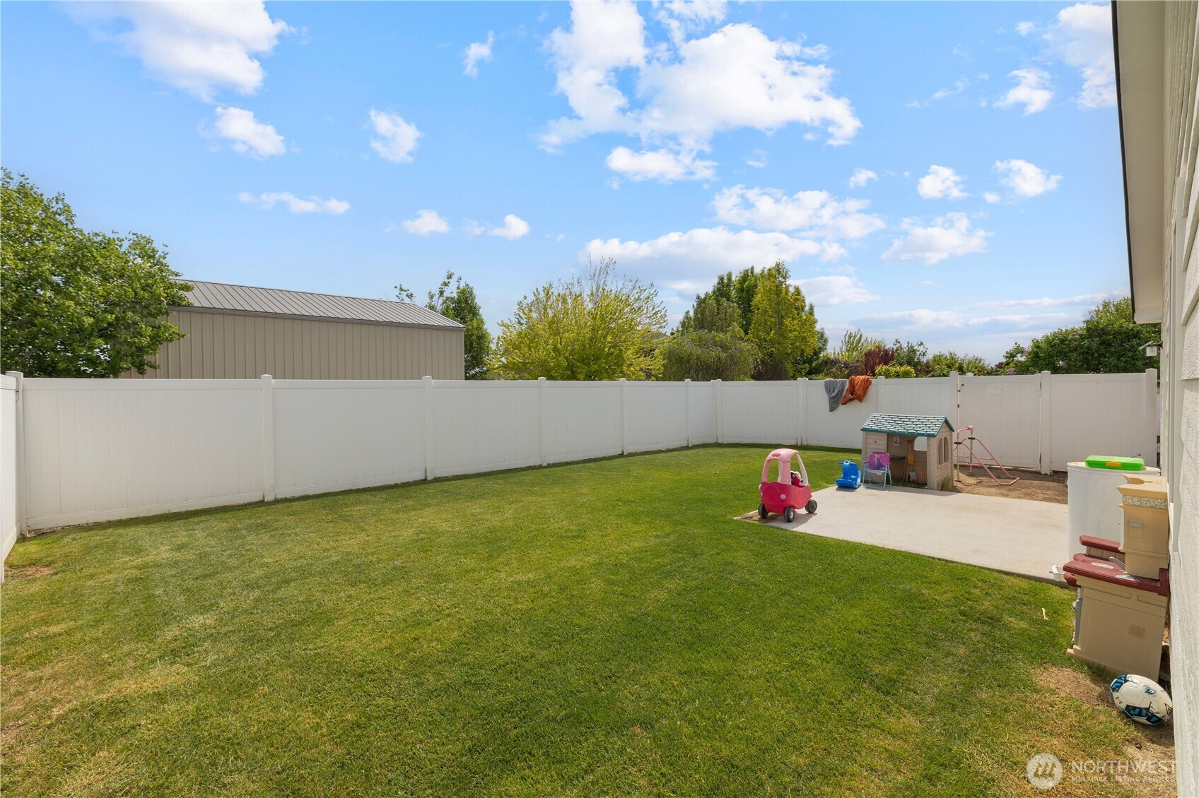 822 Willow Ave NE, Quincy, WA 98848