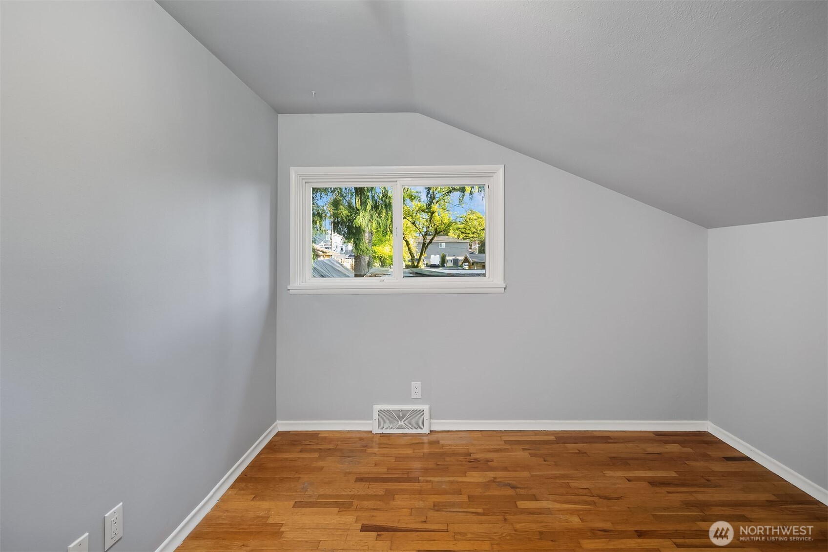 17109 44th Avenue W, Lynnwood, WA 98037