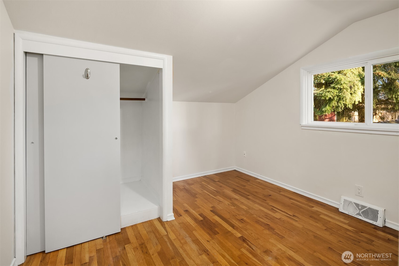 17109 44th Avenue W, Lynnwood, WA 98037
