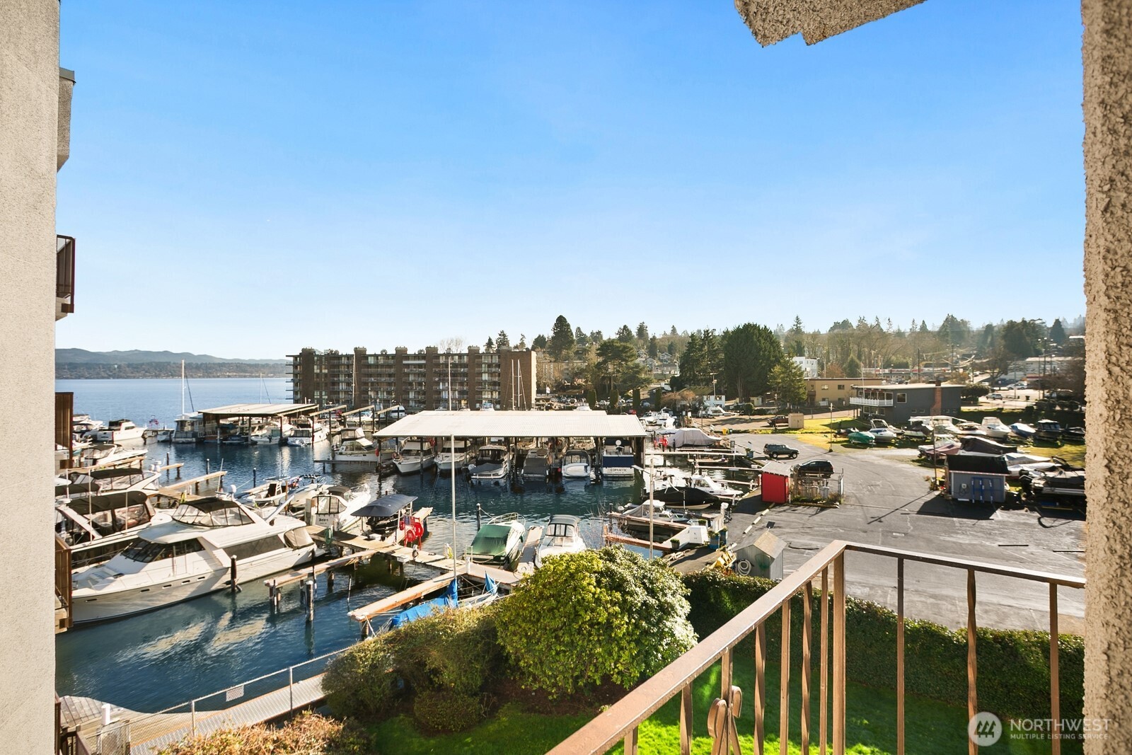 9030 Seward Park Avenue S #411, Seattle, WA 98118