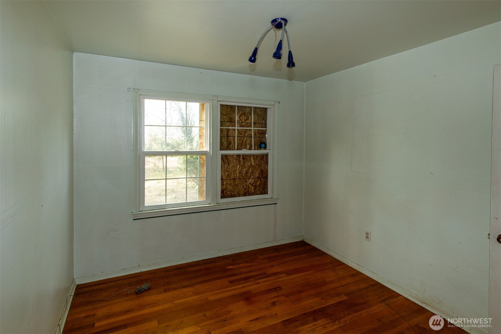 910 S 25th Avenue , Yakima, WA 98902