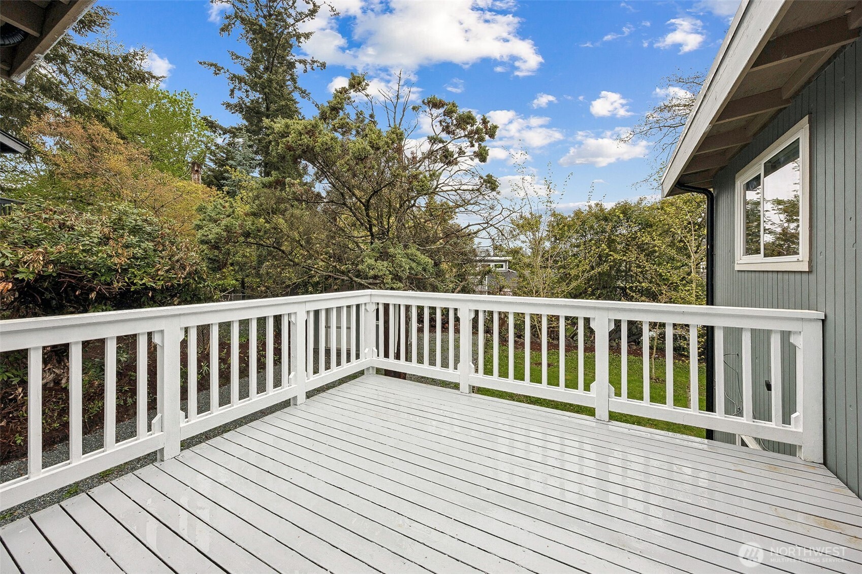 1300 SW 125th Place , Seattle, WA 98146
