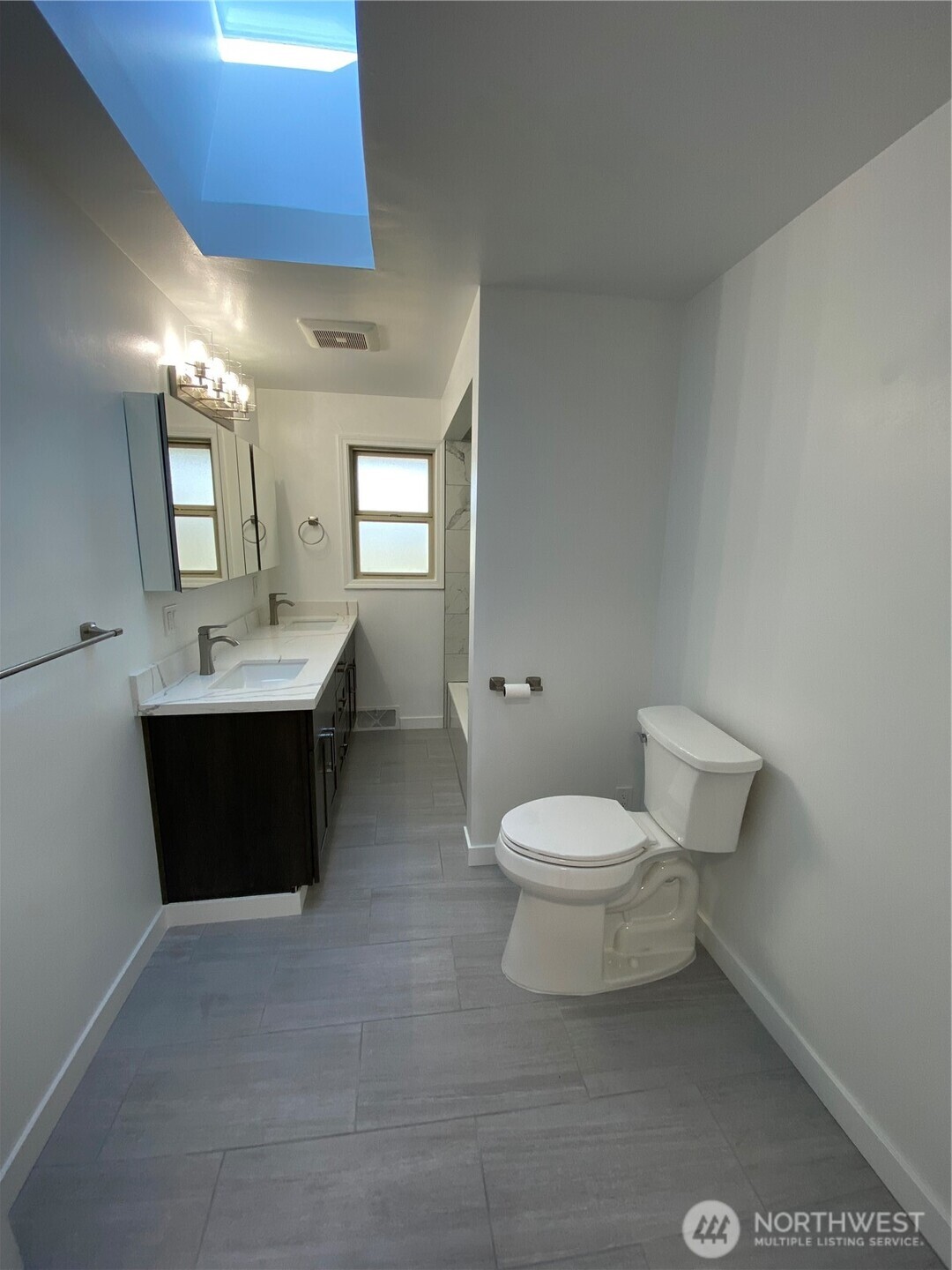 4916 24th Place S, Seattle, WA 98108-2009