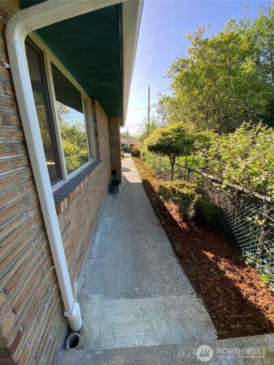 4916 24th Place S, Seattle, WA 98108-2009 - Photo 4