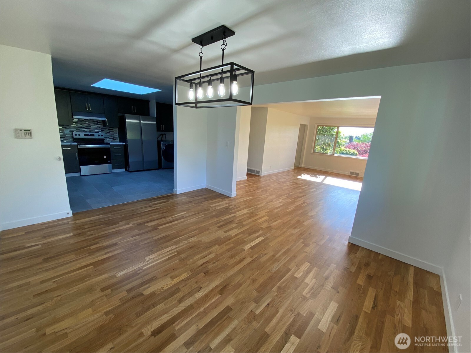 4916 24th Place S, Seattle, WA 98108-2009