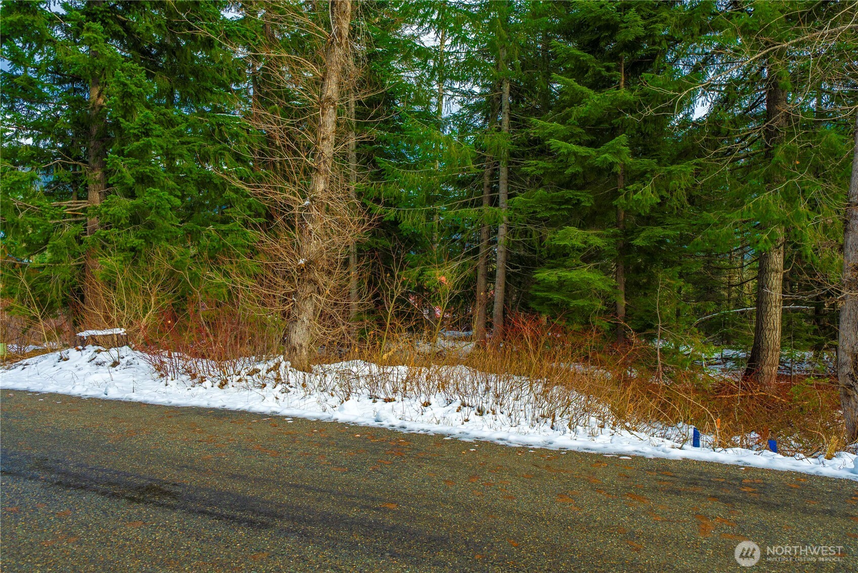 6 Xxxxx Hyak Dr E, Snoqualmie Pass, WA 98068