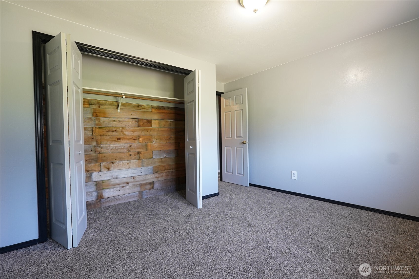 31 Gillis Avenue , Sequim, WA 98382