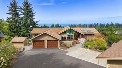 1837 E Woodhaven Lane , Port Angeles, WA 98362