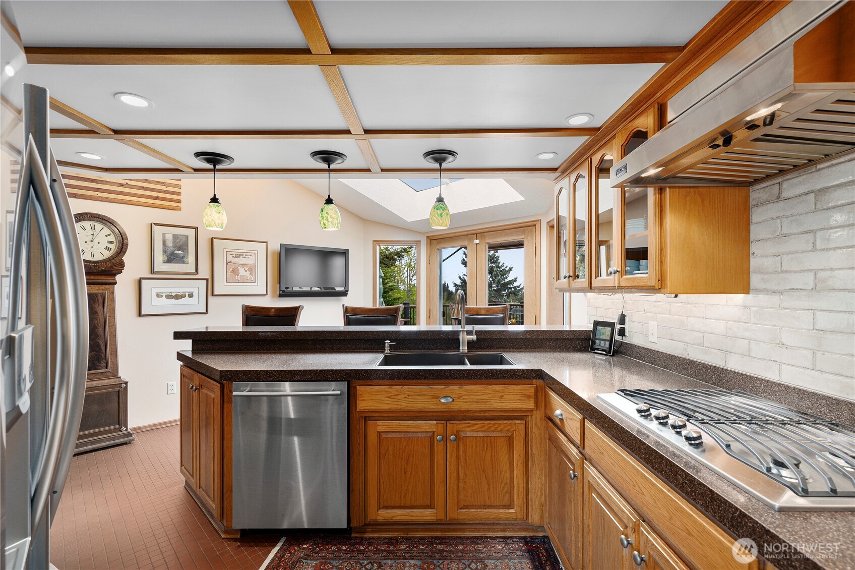 1837 E Woodhaven Lane , Port Angeles, WA 98362