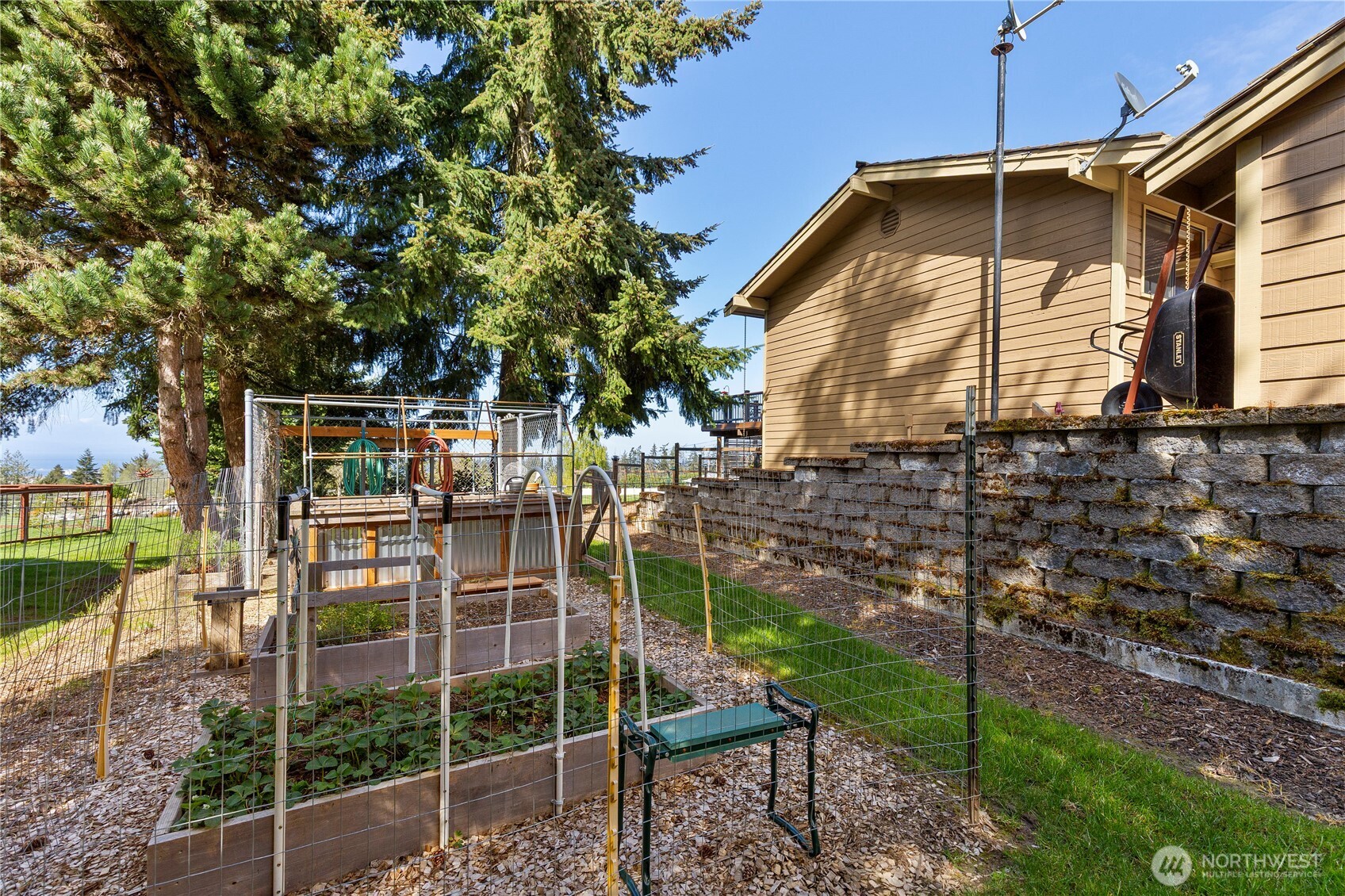 1837 E Woodhaven Lane , Port Angeles, WA 98362