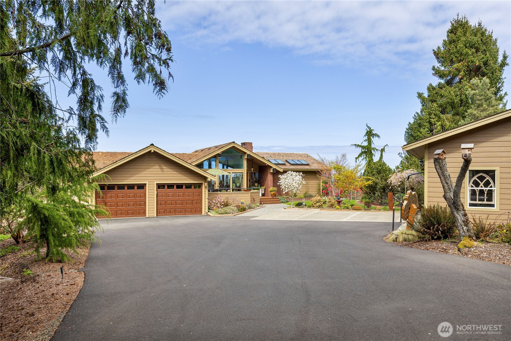 1837 E Woodhaven Lane , Port Angeles, WA 98362