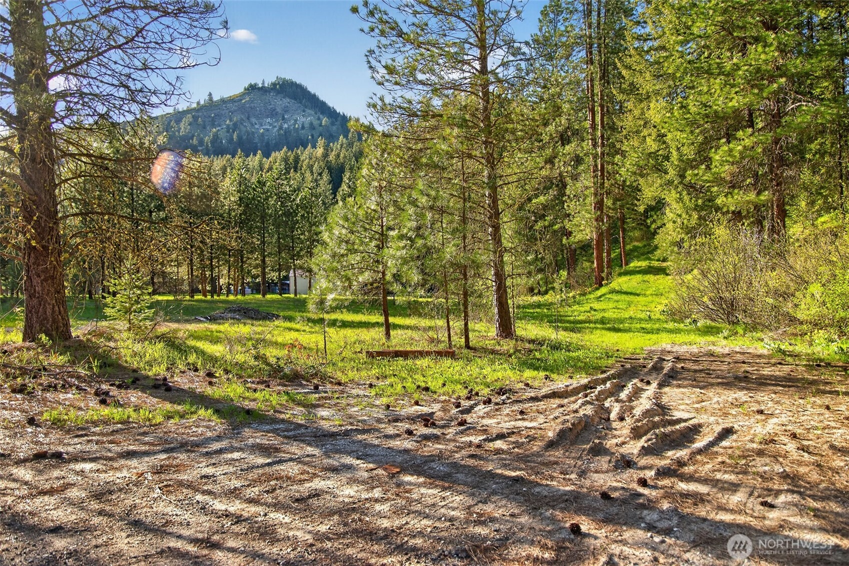 15906 River Road , Leavenworth, WA 98826