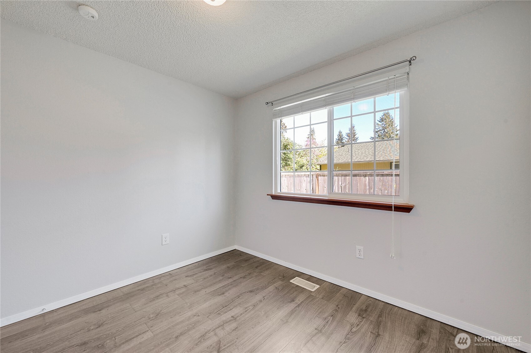 4273 Pioneer Place SE, Port Orchard, WA 98366