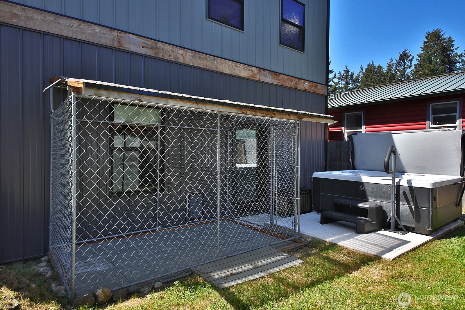 6459 Lake Shore Drive , Clinton, WA 98236