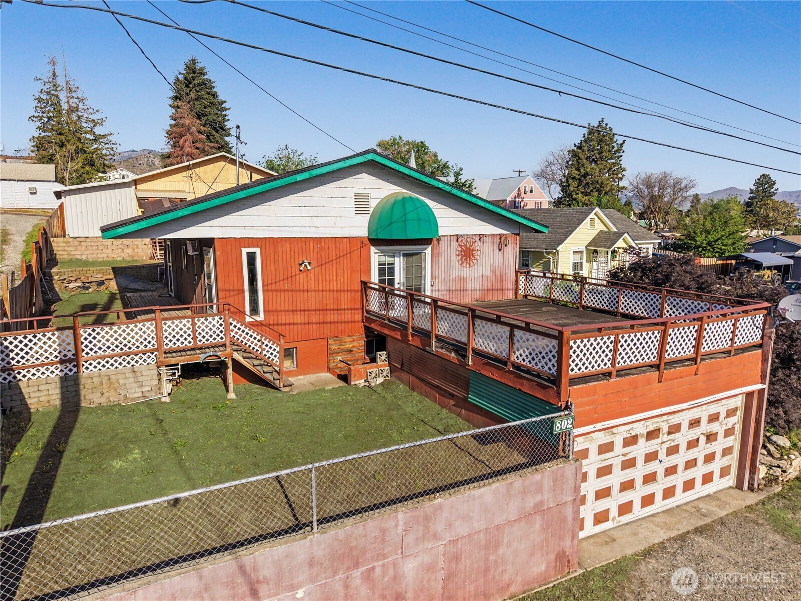802 S Chelan Avenue , Wenatchee, WA 98801