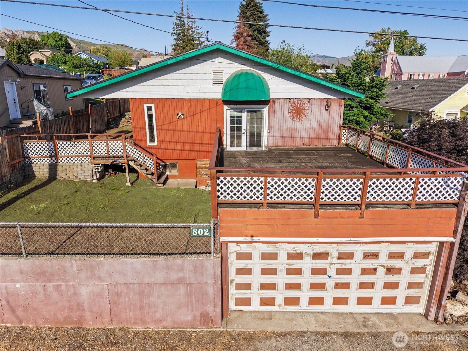 802 S Chelan Avenue , Wenatchee, WA 98801