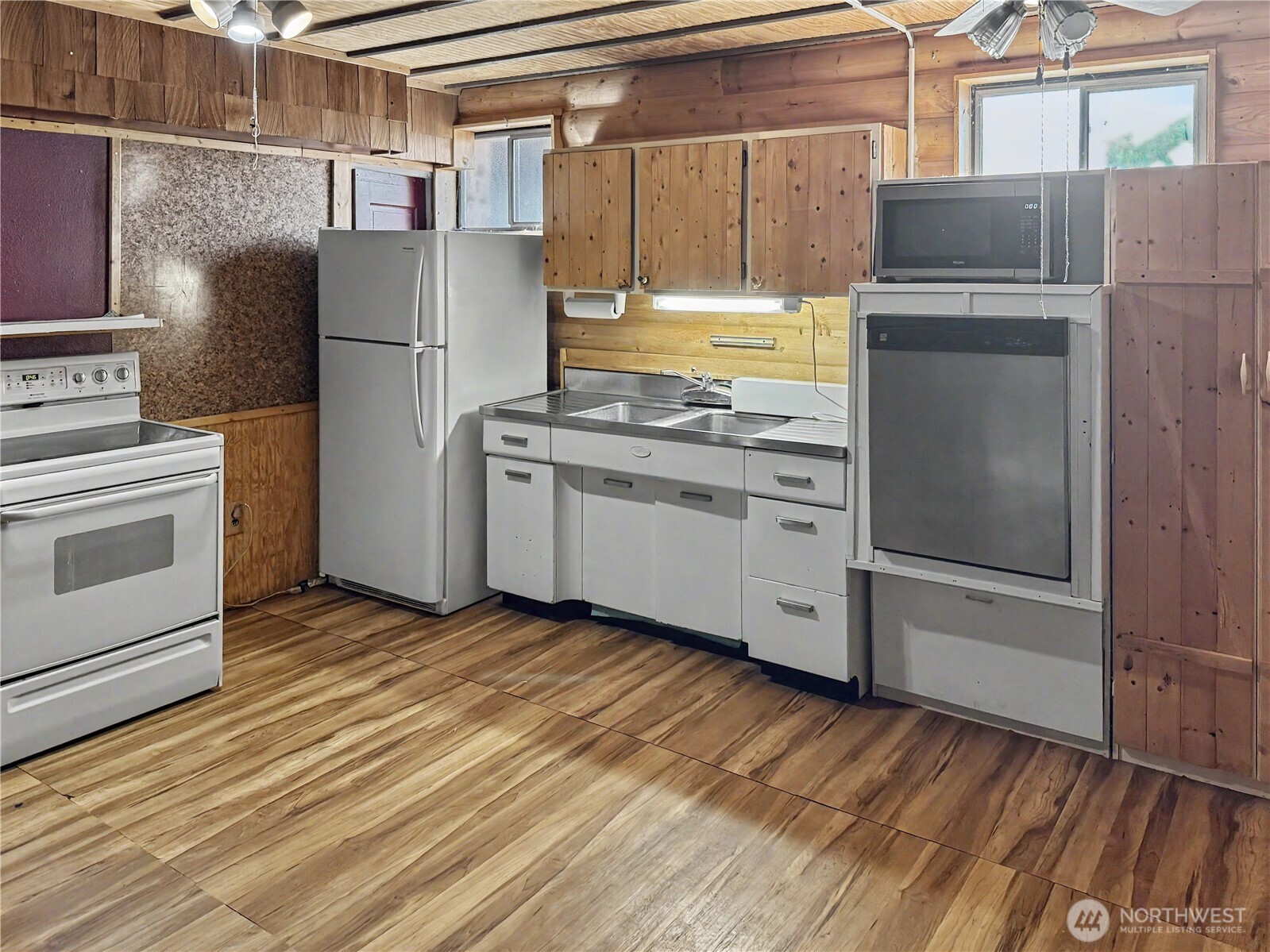 802 S Chelan Avenue , Wenatchee, WA 98801