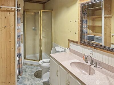 802 S Chelan Avenue , Wenatchee, WA 98801 - Photo 18