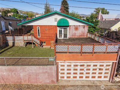 802 S Chelan Avenue , Wenatchee, WA 98801 - Photo 2