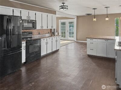 802 S Chelan Avenue , Wenatchee, WA 98801 - Photo 28