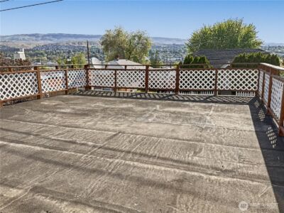 802 S Chelan Avenue , Wenatchee, WA 98801 - Photo 32