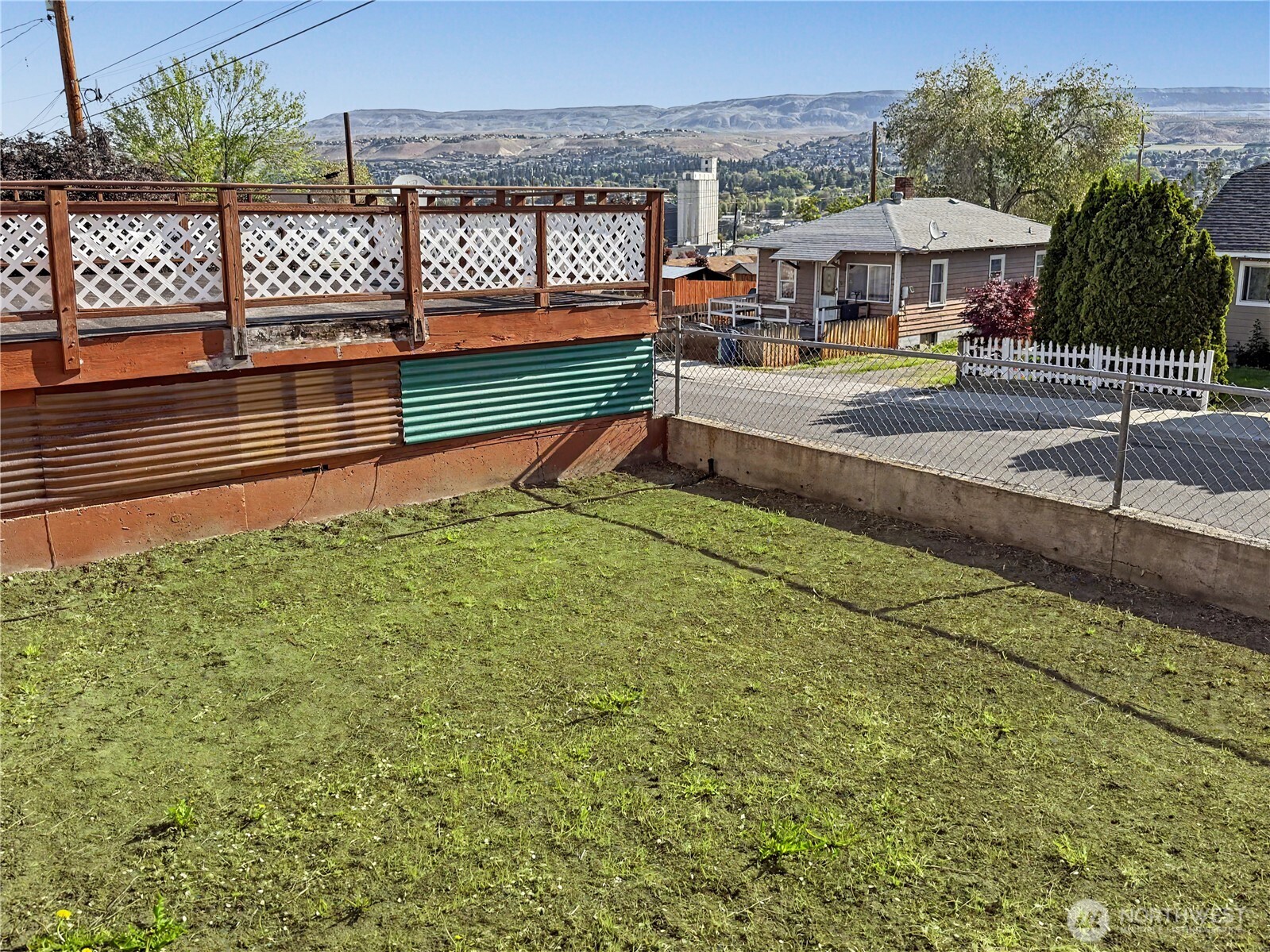 802 S Chelan Avenue , Wenatchee, WA 98801