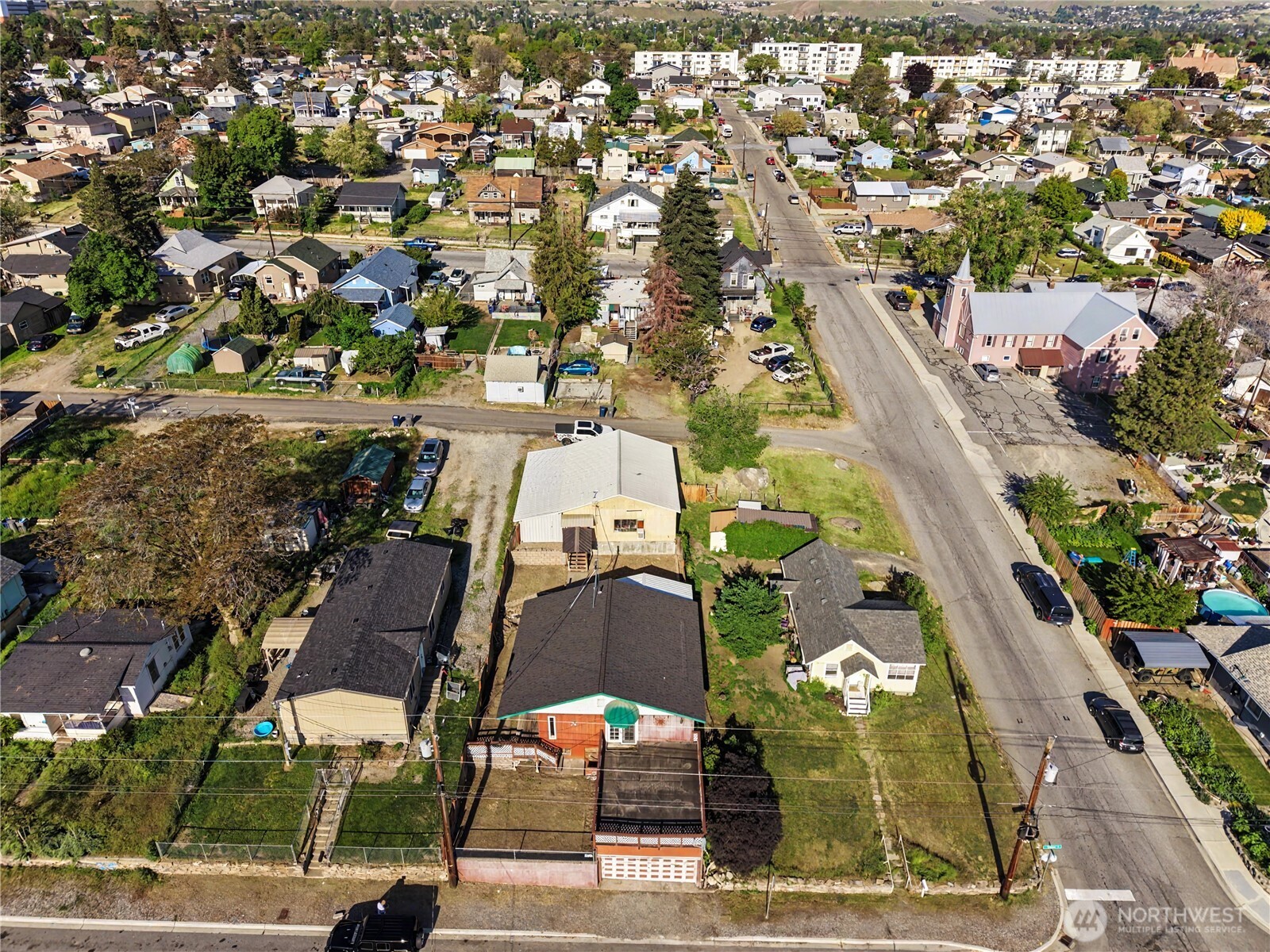 802 S Chelan Avenue , Wenatchee, WA 98801