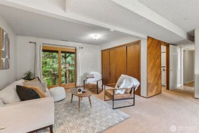 20530 11th Drive SE, Bothell, WA 98012 - Photo 16