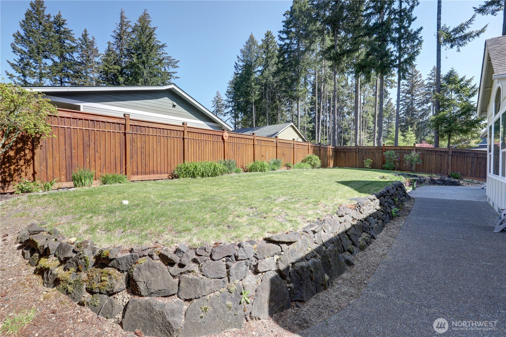 71 E Madrona Lane , Union, WA 98592