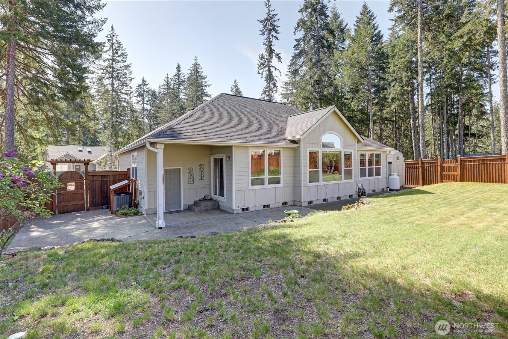 71 E Madrona Lane , Union, WA 98592