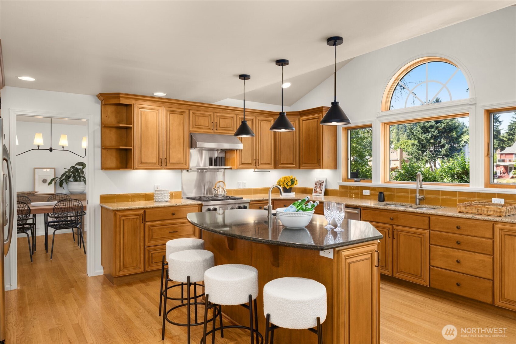 11216 E Riverside Drive , Bothell, WA 98011